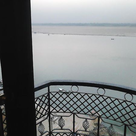 Leela Guest House Varanasi Bagian luar foto