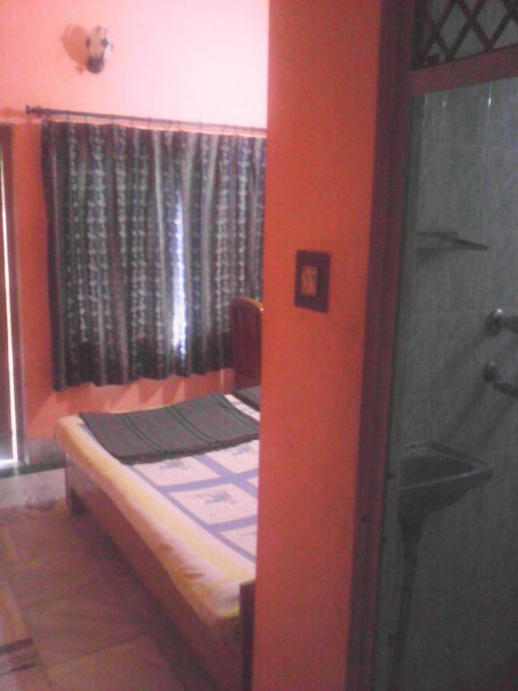 Leela Guest House Varanasi Ruang foto