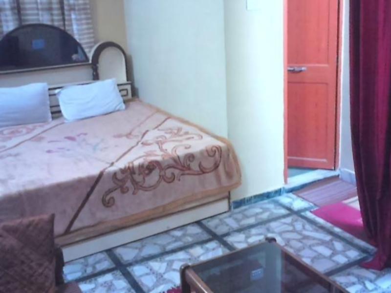 Leela Guest House Varanasi Bagian luar foto